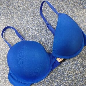 ʕ·ᴥ·ʔ EUC Candie's Push-Up Demi Bra Size 34C